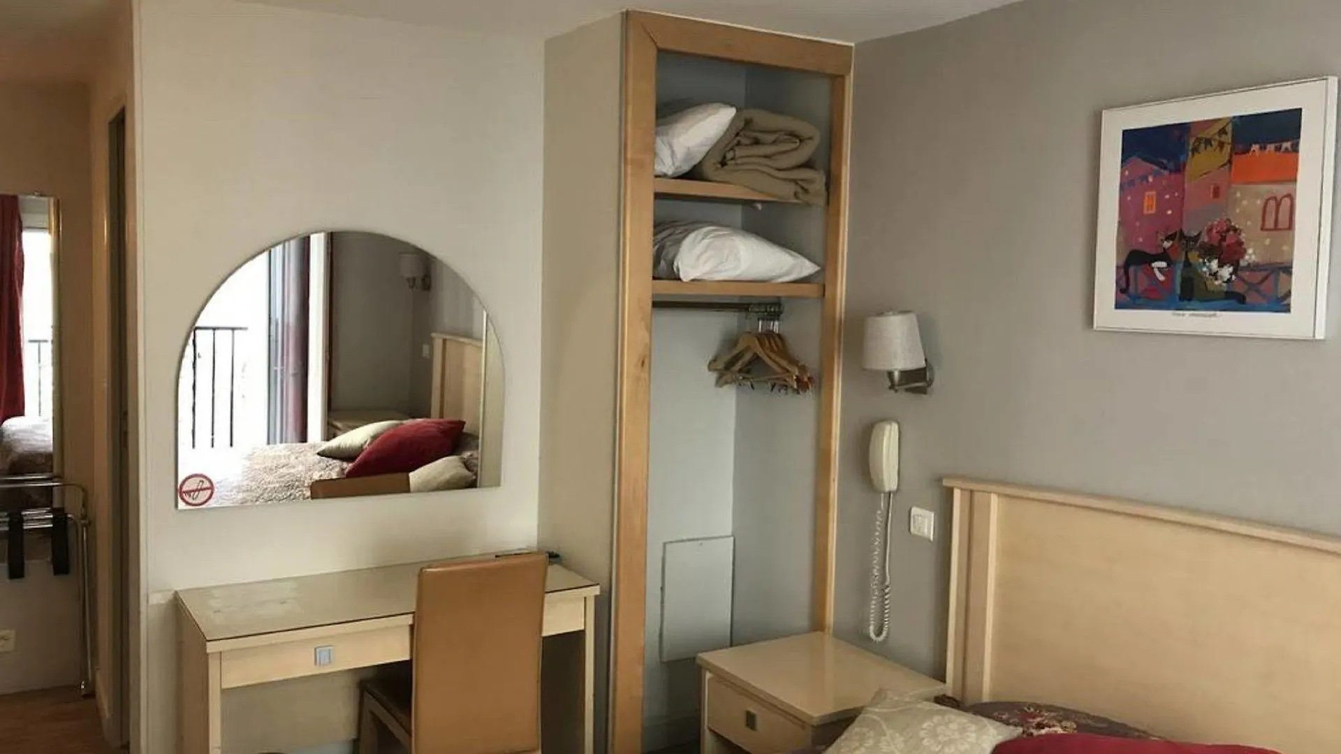 Apartment Enghien Paris